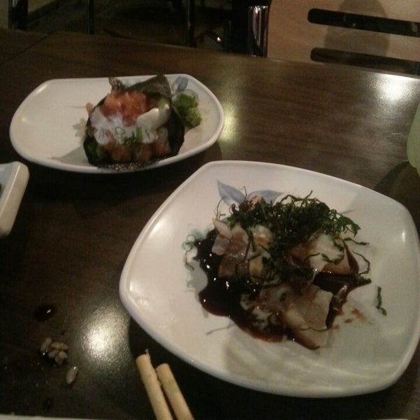 5/1/2013에 Marcio G.님이 Restaurante Sushi Tori | 鳥에서 찍은 사진