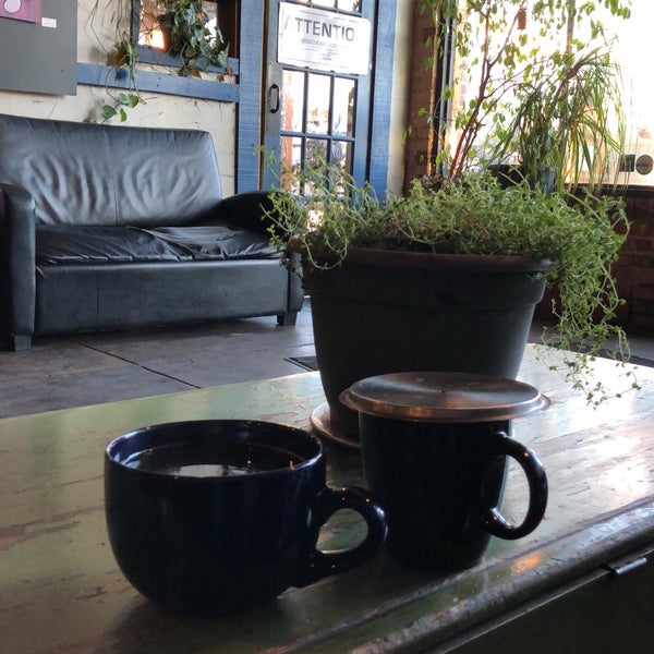 Foto scattata a The 806 Coffee + Lounge da David A. il 3/18/2018