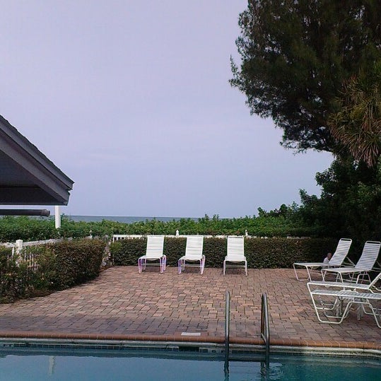 Harrington House Beachfront Bed and Breakfast Inn Holmes Beach, FL