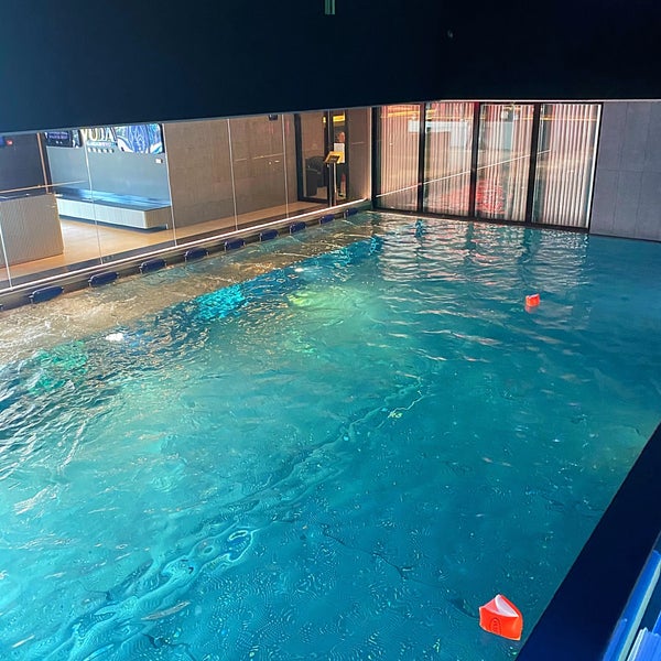 Foto diambil di VODA aquaclub &amp; hotel oleh Ксения🌺 И. pada 9/19/2020