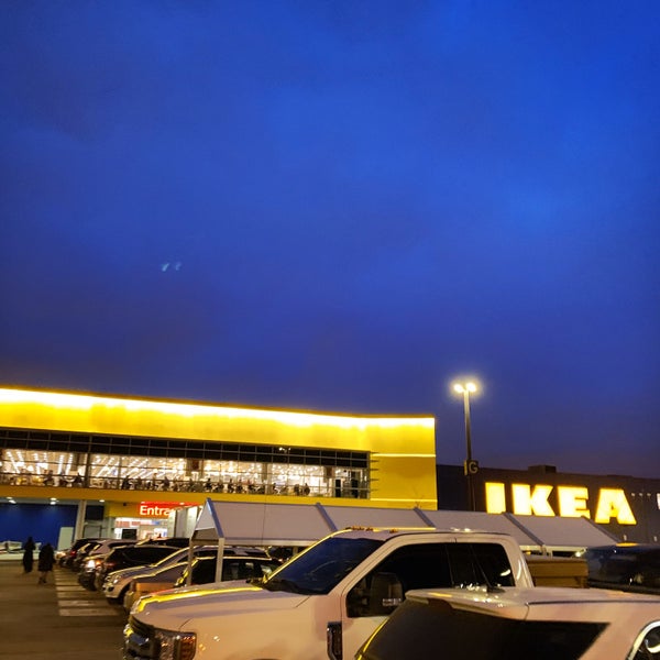 Foto scattata a IKEA Etobicoke da aneel . il 1/4/2020