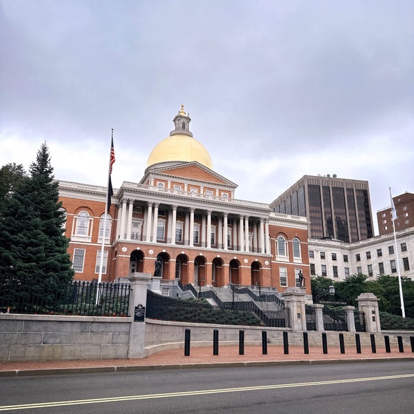 รูปภาพถ่ายที่ Massachusetts State House โดย aneel . เมื่อ 8/16/2023