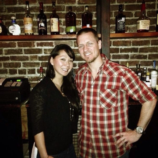 Foto diambil di Barringer Bar &amp; Lounge oleh Robby C. pada 3/13/2014