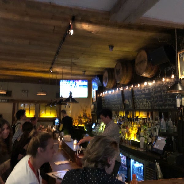 Photo taken at Cooper&#39;s Craft and Kitchen by Eli T. on 6/19/2018