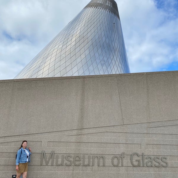 Photo taken at Museum of Glass by Eli T. on 9/5/2021