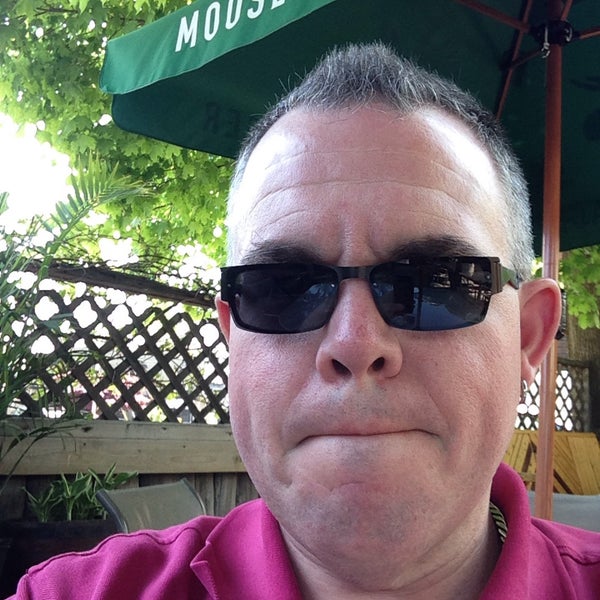 Buddy's Roadhouse Restaurant in Hamilton