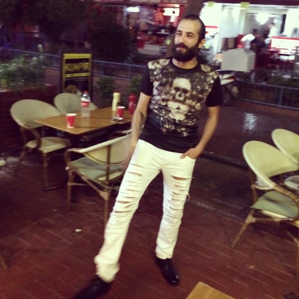 7/11/2014にSamet Ö.がİlla Cafe &amp; Restaurantで撮った写真