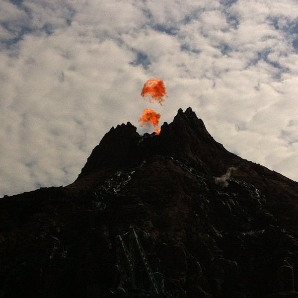 Photos At プロメテウス火山 浦安市 千葉県 Photos At プロメテウス火山 浦安市 千葉県