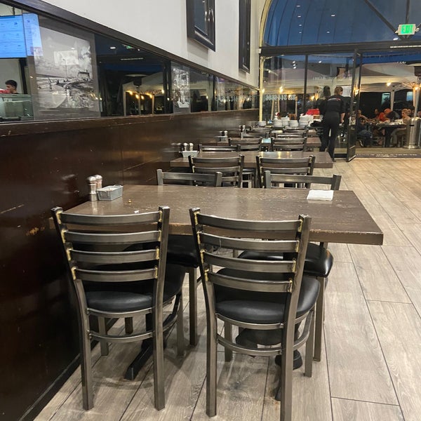 Hummus Bar & Grill Middle Eastern Restaurant