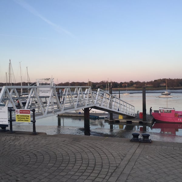 Hamble Front Hamble Waterfront - 4 tips from 237 visitors