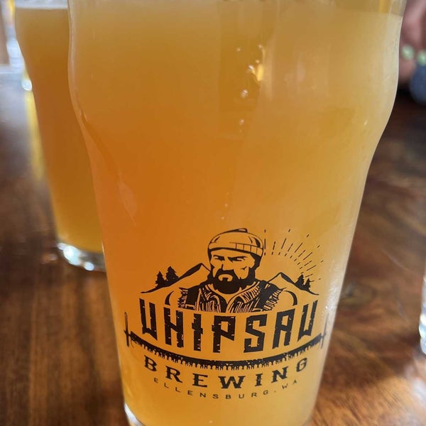 Photo taken at Whipsaw Brewing by Traci L. on 5/14/2022