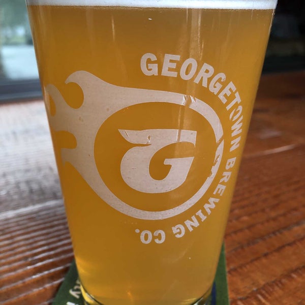 Photo taken at Georgetown Brewing Company by Traci L. on 10/16/2021