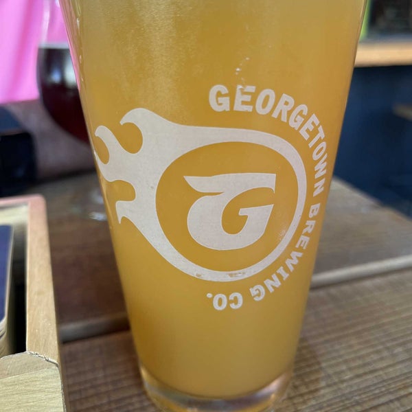 Photo taken at Georgetown Brewing Company by Traci L. on 8/13/2022