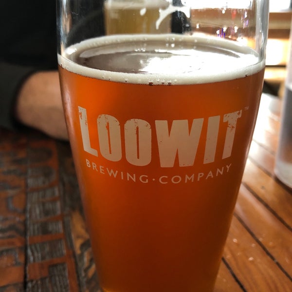 Photo taken at Loowit Brewing Company by Traci L. on 11/24/2019