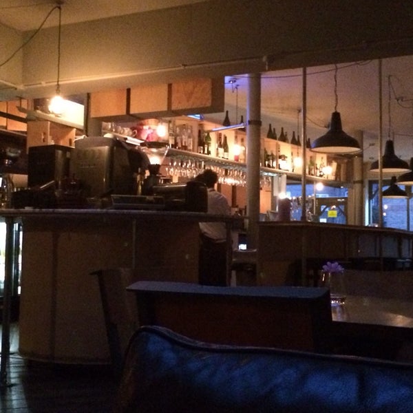 Photo taken at Victualler Wine Bar by Paul H. on 3/30/2014