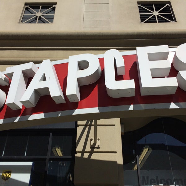 Staples San Francisco'da Ofis Malzemeleri Mağazası'da fotoğraflar