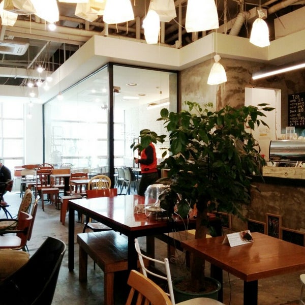 일층카페 - 기흥구 삼성로 1에서의 사진
