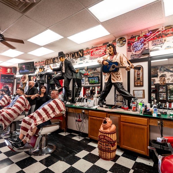 Foto scattata a The Famous American Barbershop - Manassas da The Famous American Barbershop - Manassas il 10/12/2018