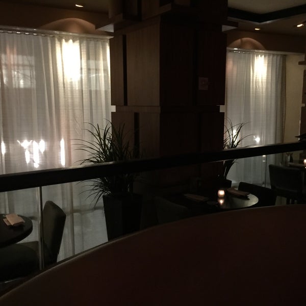 2/27/2015にTrevor R.がKoi Restaurantで撮った写真