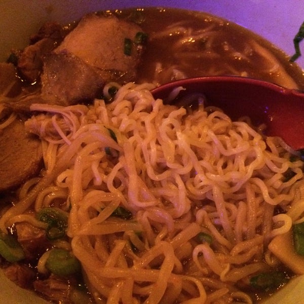 Foto diambil di Chubby Noodle oleh Michelle H. pada 3/16/2014