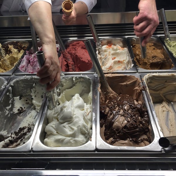 Gelateria Creme Caramel - Ice Cream Shop in Arezzo