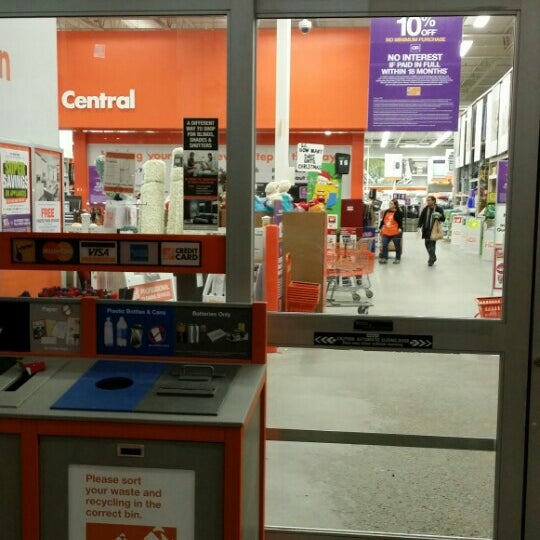 Photos at The Home Depot Richmond Hill, ON