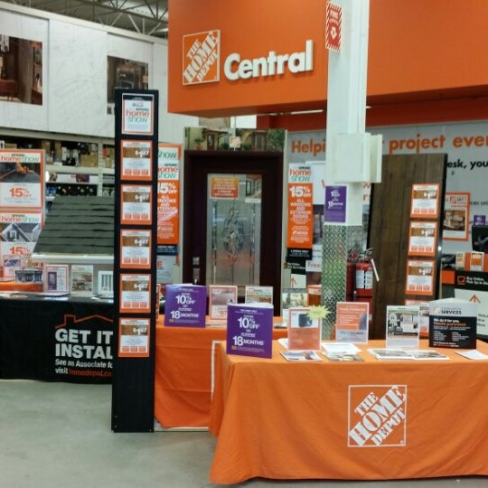 Photos at The Home Depot Richmond Hill, ON