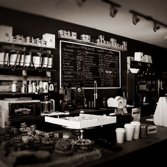 Foto diambil di Méchant Café Espresso Bar oleh Méchant Café Espresso Bar pada 2/17/2014