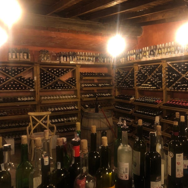 7/15/2018에 Emre Ö.님이 Yorgo Restoran&amp;Wine house에서 찍은 사진