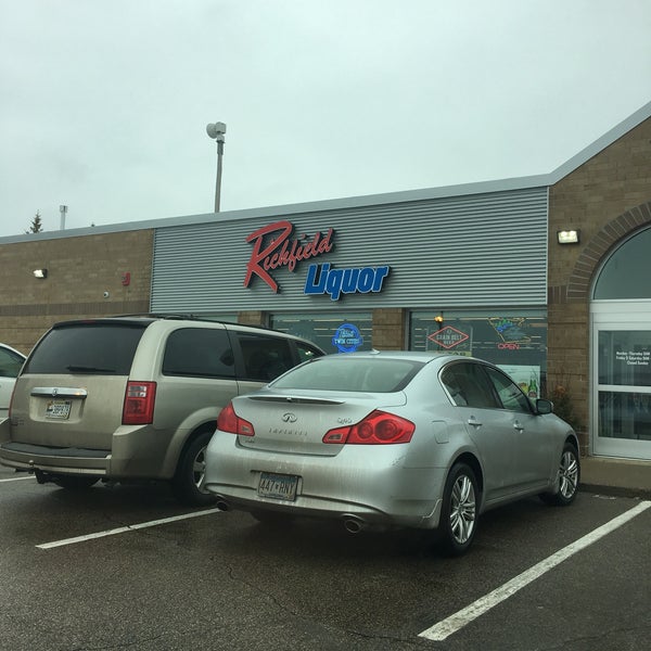 Richfield Liquors Liquor Store in Northeast Richfield