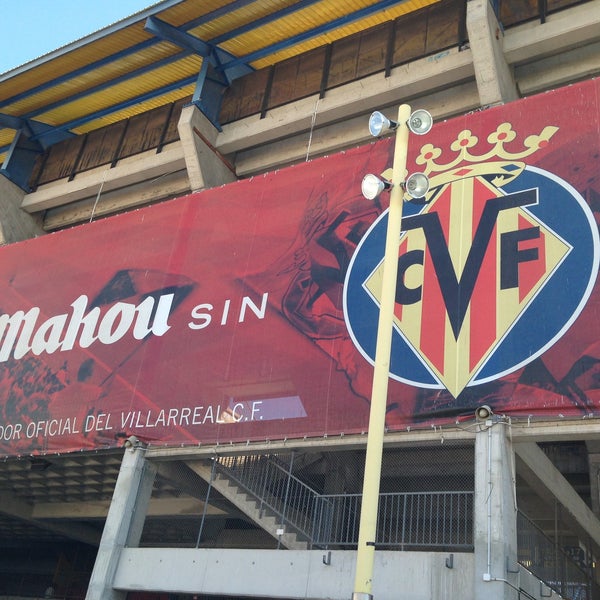 5/4/2013 tarihinde MªRosa L.ziyaretçi tarafından Estadio El Madrigal'de çekilen fotoğraf