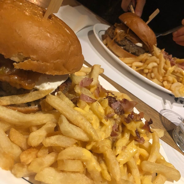 3/7/2019にPely🌸✨ K.がThe Burger Jointで撮った写真