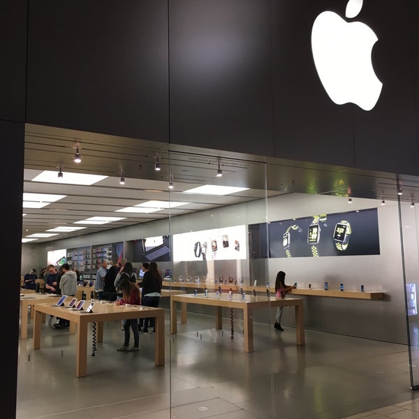 Fashion Fair - Apple Store - Apple