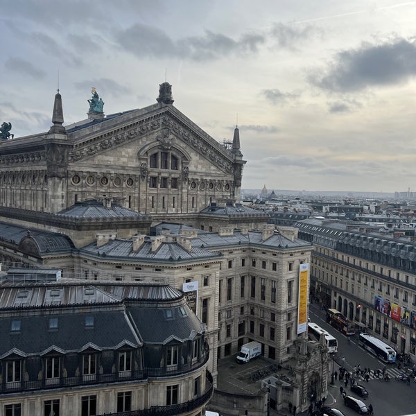 Foto scattata a Terrasse des Galeries Lafayette da Marcio M. il 2/20/2024