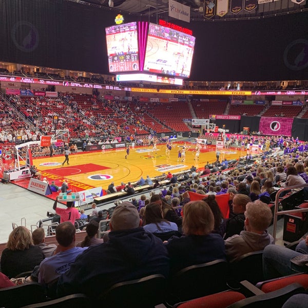 2/26/2019 tarihinde Ryan W.ziyaretçi tarafından Wells Fargo Arena'de çekilen fotoğraf