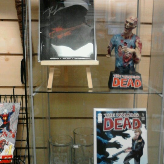 Photo taken at G-Mart Comics by Alex T. on 1/9/2013
