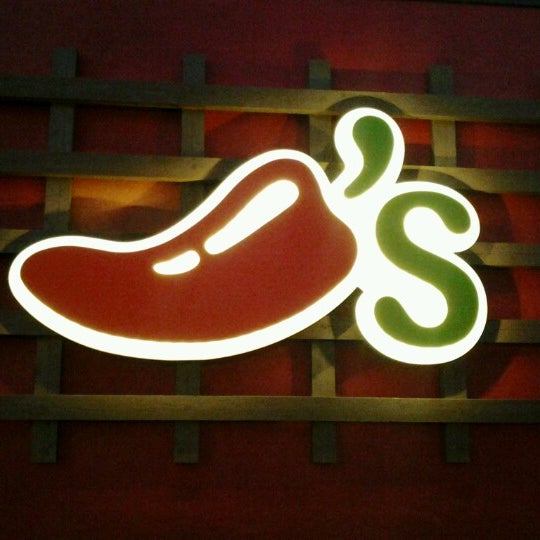 Photo taken at Chili&#39;s Grill &amp; Bar by Peter on 11/3/2012