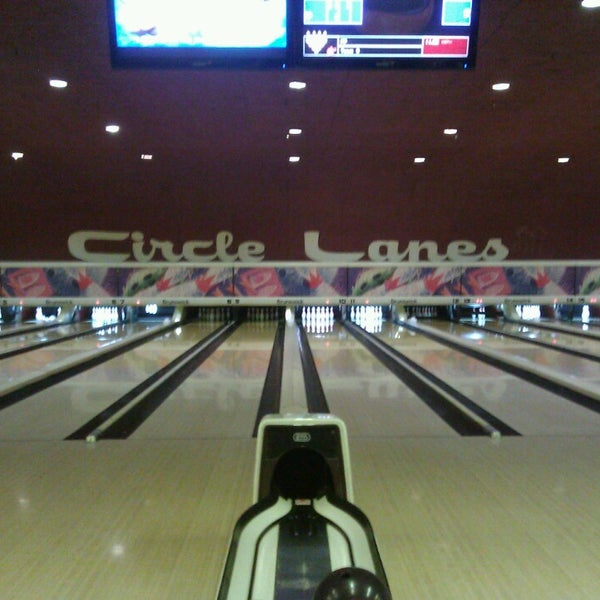 Circle Bowling Lanes Forest Park, IL