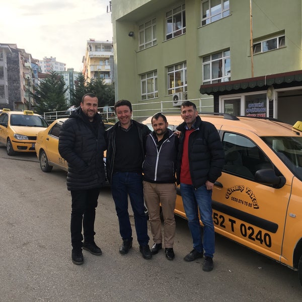 göz teması kuran erkek