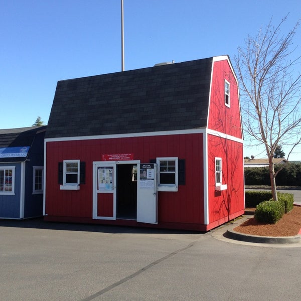 Photos at Lowe's Hardware Store in South Hillsboro