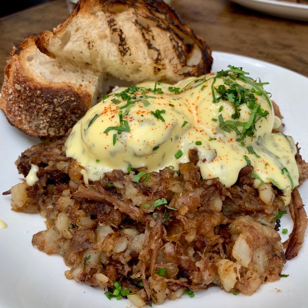 The braised short rib hash is to die for, I will keep dreaming about it everyday for the rest of my life.