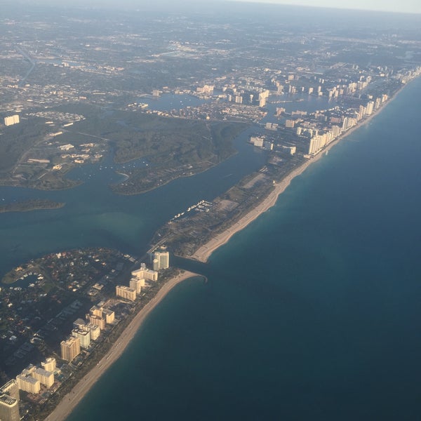 Foto scattata a Aeroporto Internazionale di Miami (MIA) da Max 🐵 il 2/15/2015