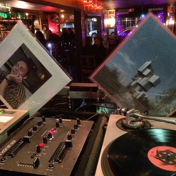 1/10/2015にGraham L.がthe Layover Music Bar &amp; Loungeで撮った写真