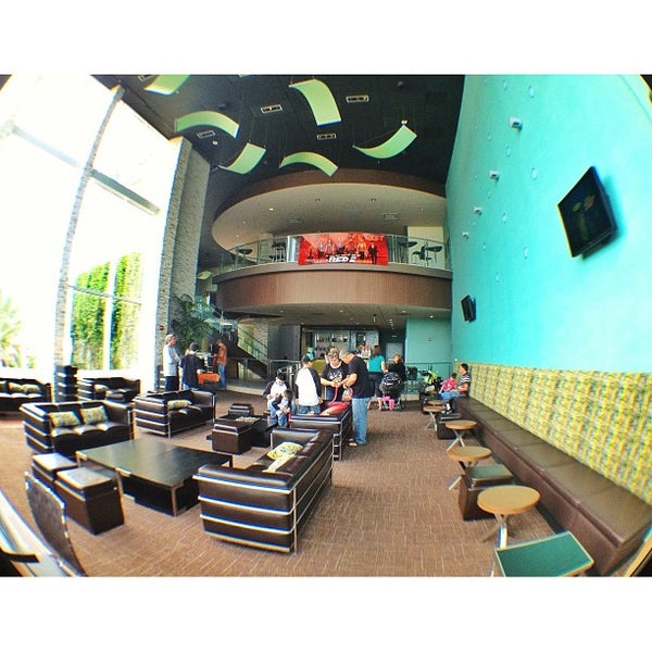 Photo taken at UltraLuxe Anaheim Cinemas at GardenWalk by LaTruce d. on 5/18/2013