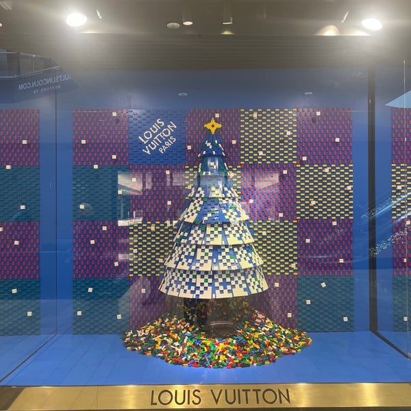 Louis Vuitton Pittsburgh Ross Park store, United States
