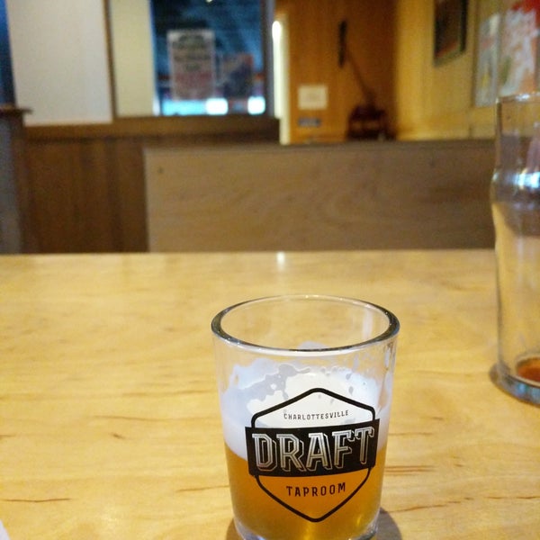 Photo taken at Draft Taproom by Christy F. on 7/12/2018