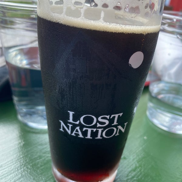 8/8/2020 tarihinde Randi M.ziyaretçi tarafından Lost Nation Brewing'de çekilen fotoğraf