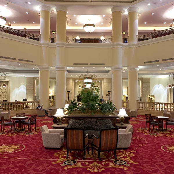 Photo taken at JW Marriott Hotel Cairo by Turki on 5/19/2022