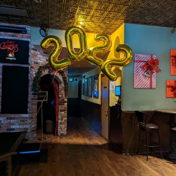 Foto diambil di The Rellik Tavern oleh Mike P. pada 1/2/2022