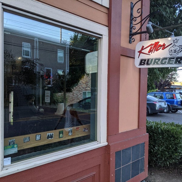 Foto scattata a Killer Burger da Mike P. il 7/6/2021
